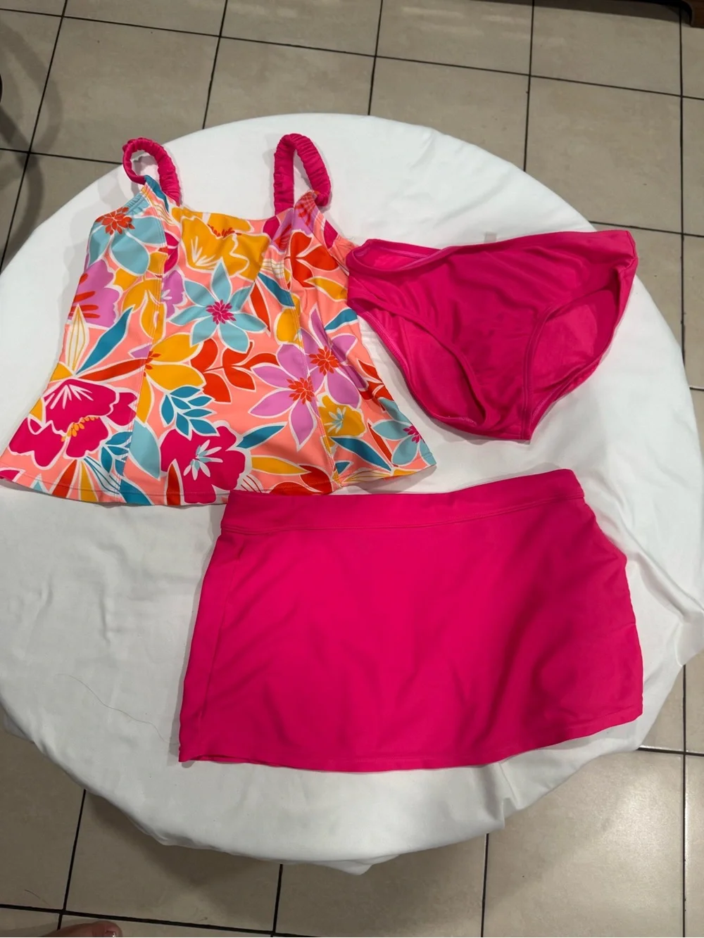 ZeroXposur Girls Floral Tankini Set in Hot Pink and Multicolor